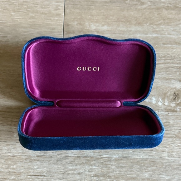Gucci Blue Velvet Eyewear Case - Picture 1 of 3